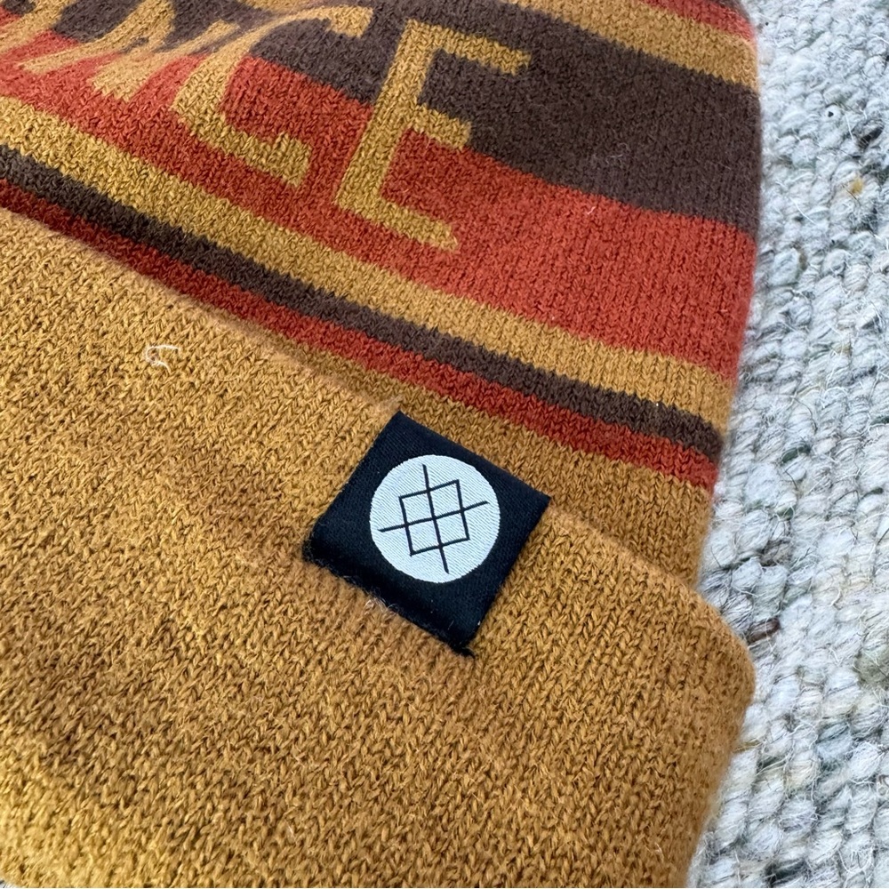 Stance Pom Beanie - Picture 3 of 7